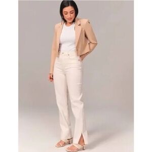 Abercrombie & Fitch Ultra High Rise 90’s Straight Jean